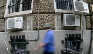 Главният архитект иска да се махнат климатиците от сградите