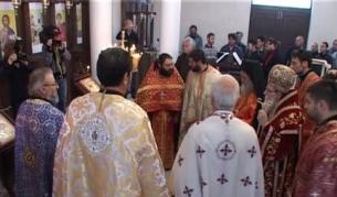 Одобрението за църквата е паднало със 17% за три месеца