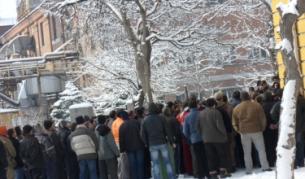 Чакащите за среща с изпълнителния директор на комбината - Славея Стоянова