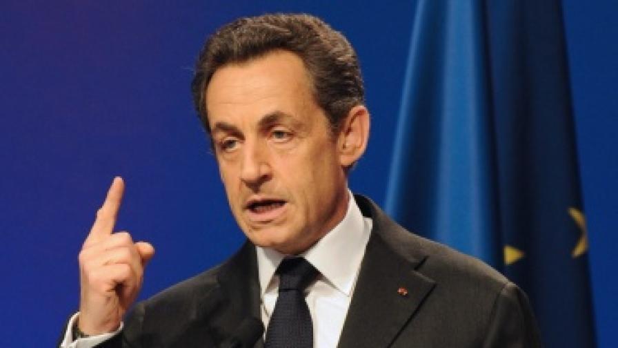 Франция пак заплашва да излезе от Шенген