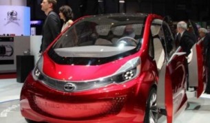 "Тата" представи мъника "Мегапискел"