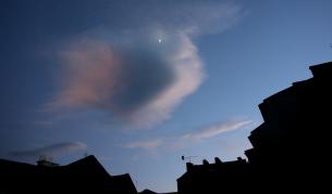 Танц на планети в небето ни тази нощ