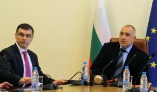 Премиерът Бойко Борисов и вицепремиерът Симеон Дянков по време на заседание на Министерския съвет