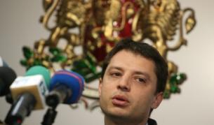 Делян Добрев