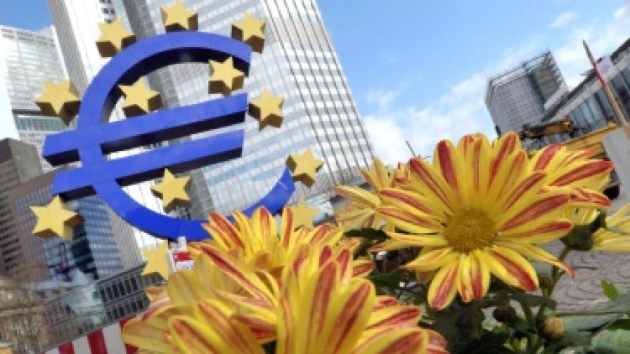 Шефът на ЕЦБ: Еврозоната излиза от кризата