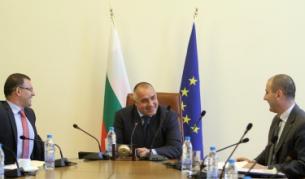 Борисов: Лекарите ни са добри, затова се оперирах тук
