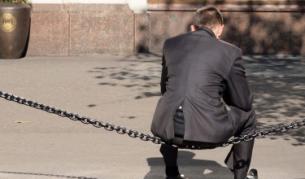 Склонността на потенциалните лидери към чувство за вина се приема от останалите като отговорност към групата