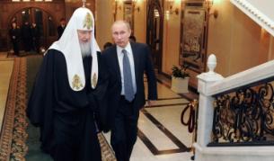 Горан Благоев: Критикуват патриарха Кирил заради имоти, заради откритата му подкрепата към Путин, заради проповедта му православните да не ходят на митингите на опозицията