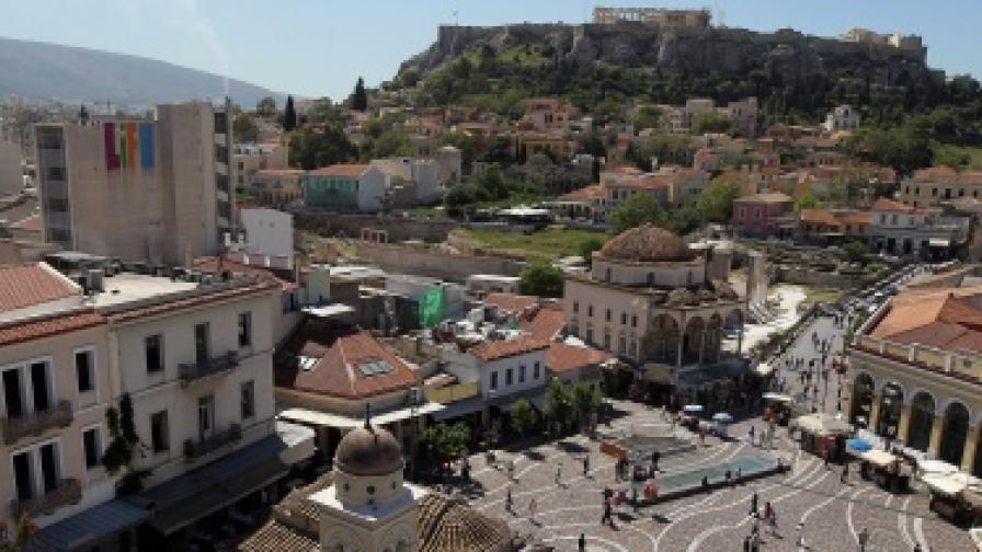 Си Ен Ен: Гръцкият бизнес бяга в България