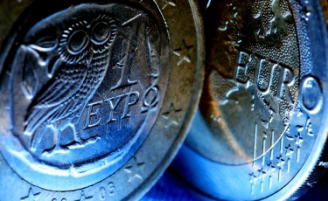 Гърци вече се отказват от еврото