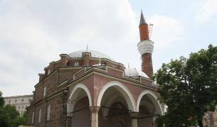 Обмислят ремонт на джамията в София, напукана след труса