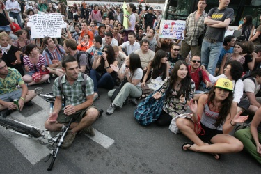 Би Ти Ви се извини за отразяването на протестите