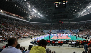 Волейбол за милиони в София