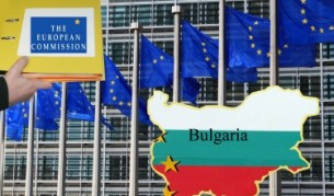 "Ню Йорк таймс": Преходът в България и Румъния буксува  