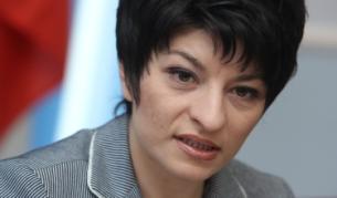 Здравният министър Десислава Атанасова