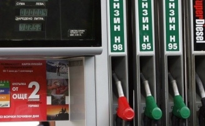 Нови рекордни цени на бензина и дизела