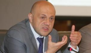 Министърът по управление на средствата от ЕС Томислав Дончев ръководи Оперативния щаб за анализ на проблемите по преодоляване на последиците от земетресението в Перник