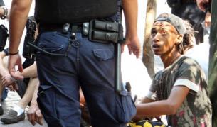 Неонацисти иззели функциите на гръцката полиция