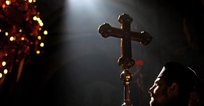 Свят Скандал кости на жена в Света гора В монашеската