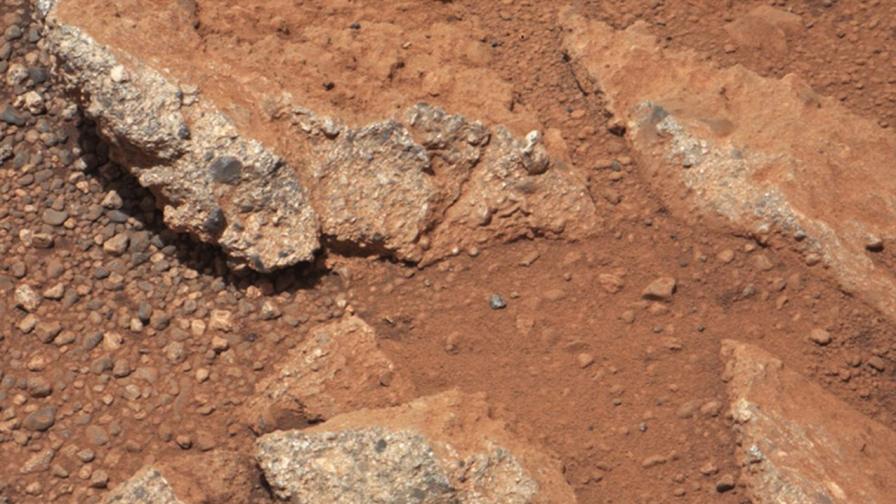 Откриха следи от древен поток на Марс 