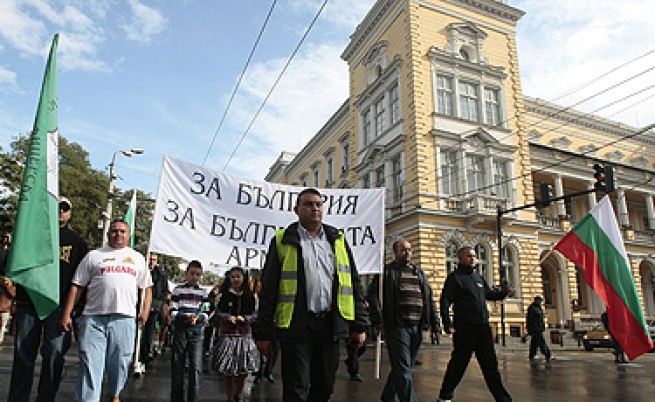 Офицери излязоха на протест в София