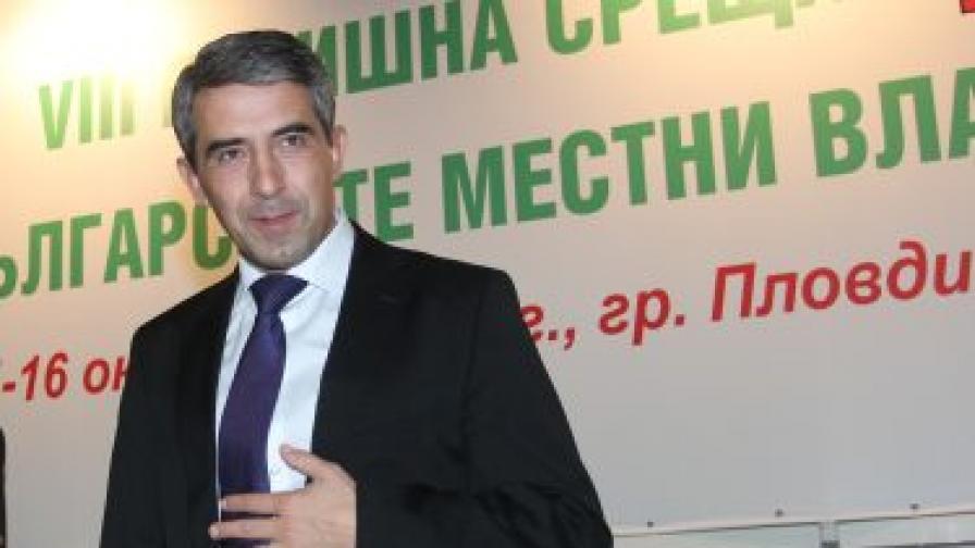 Плевнелиев може да прати референдума в Конституционния съд
