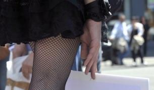 Бургазлии предлагали момичета за 100 лв. на час