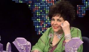 Актрисата на гости на финалното шоу на Лари Кинг