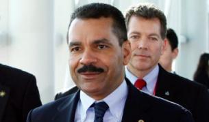 Генералният секретар на "Интерпол" Роналд К. Ноубъл