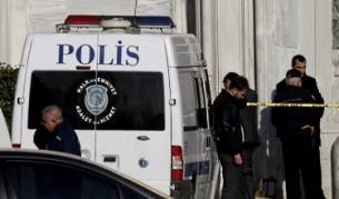 Мъж стреля срещу офиса на Ердоган