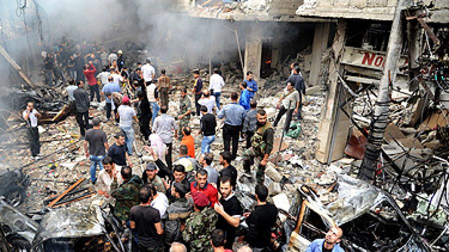 Самоубиец взриви над 50 войници в Сирия