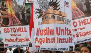 Филмът отприщи вълна от протести в мюсюлманския свят