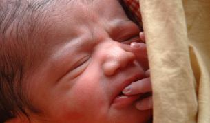 Всяко десето бебе у нас се ражда недоносено