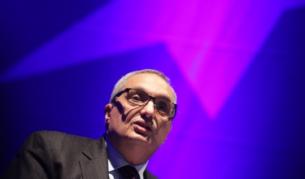 Лидерът на ДСБ Иван Костов на Националното събрание на партията