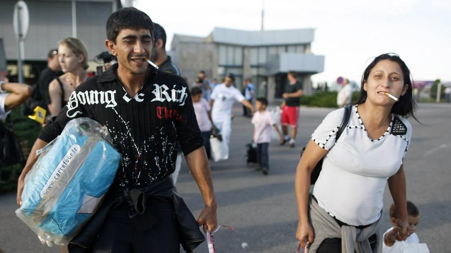 Полиция изведе 50 роми от незаконен лагер в Бордо