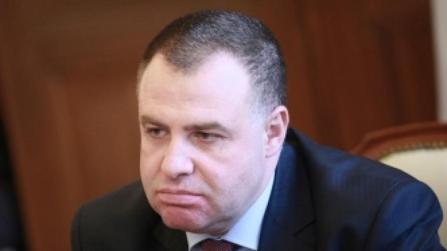 Мирослав Найденов ще съди Станишев за клевета и обида