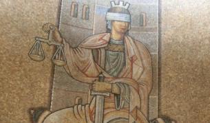 Експерт: Магистратите сами сриват имиджа на съдебната власт