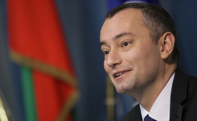 Николай Младенов вероятно ще оглави властта в Газа