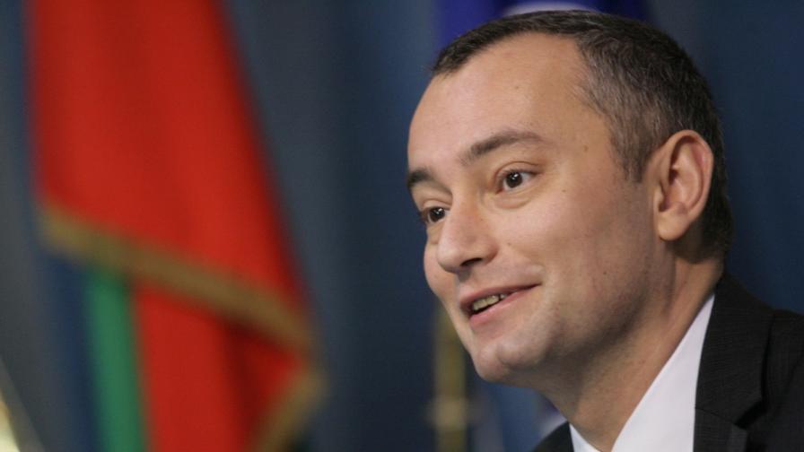Министърът на външните работи Николай Младенов