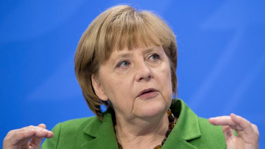 Канцлерът Ангела Меркел греши, смятат от "Алтернатива за Германия"