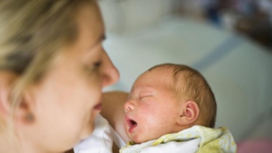 Бебето подобрява социалния живот на майката