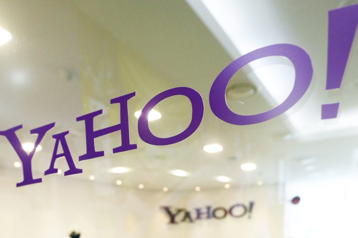 Откраднаха данните на над 1 млрд. потребители на Yahoo