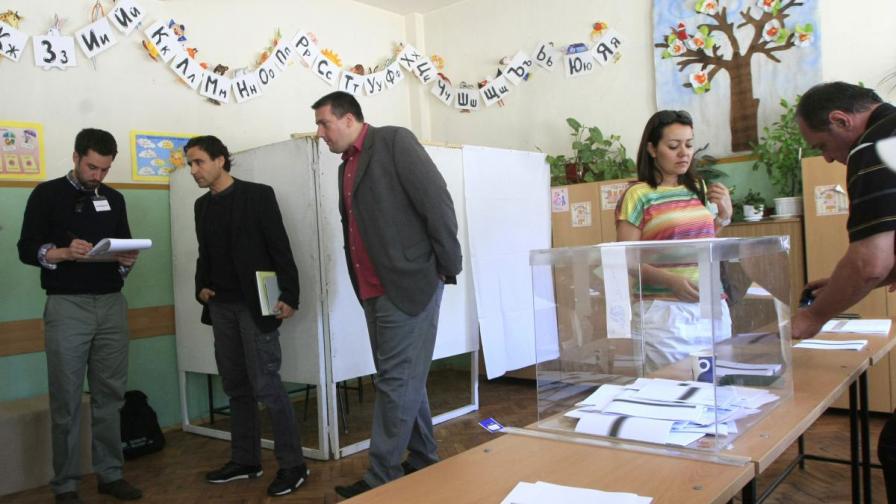 Защо Кичка Кръстева скри избирателни списъци в дома си?
