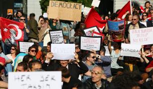 В Турция щетите от протестите струват близо 40 млн. долара