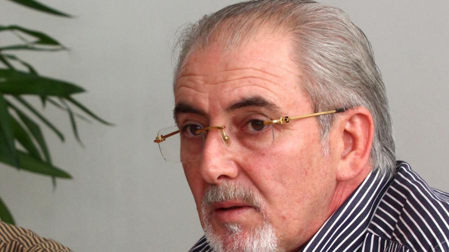 Местан: Няма решение Пеевски да напуска НС