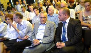 Костов: Уличните протести не могат да произведат политическо решение