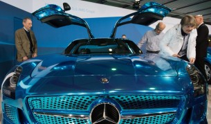 Защо Франция забрани новите модели "Мерцедес"