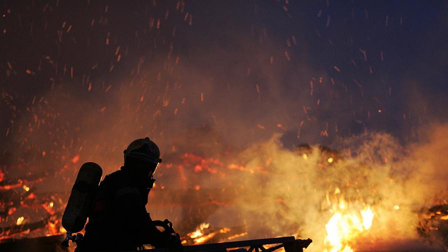 Пожар унищожи пет къщи в троянското село Шипково 