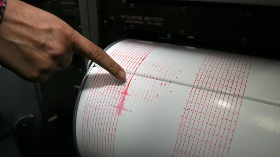 Силно земетресение удари западното крайбрежие на Мексико