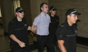 Октай Енимехмедов, обвинен в опит за предумишлено убийство на Ахмед Доган